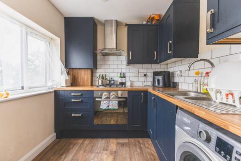 undefined, Gorringe Park Avenue, Mitcham, CR4