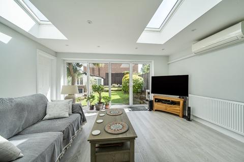 4 bedroom semi-detached house to rent, Latchmere Close, Richmond, TW10