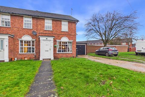 3 bedroom end of terrace house to rent, Chatsworth Drive, Leicester LE7
