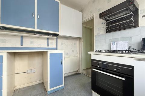 3 bedroom semi-detached house for sale, Hylion Road, Knighton LE2