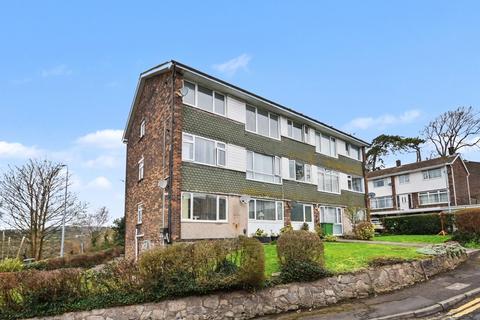 5 Penlan Rise, Llandough, Penarth, CF64 2LS
