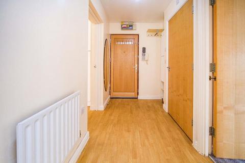 undefined, Romford Road, London E7