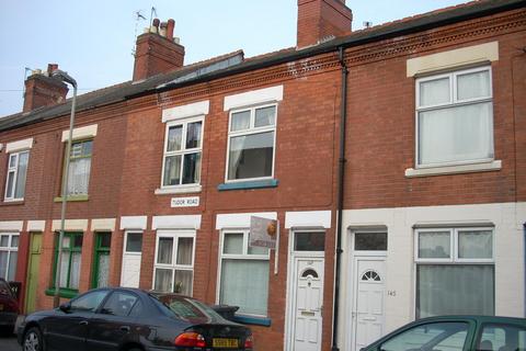 2 bedroom house to rent, Tudor Road, Leicester