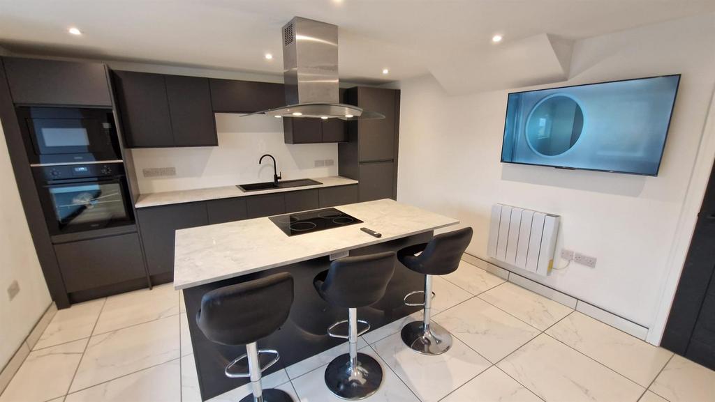 Kitchen 7.jpg