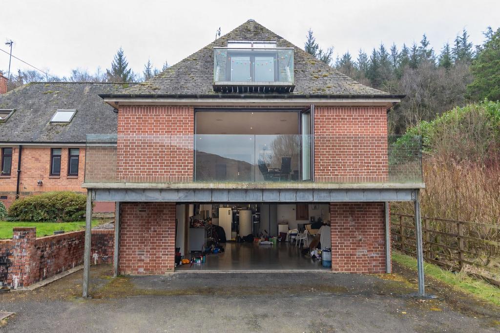 Integral garage