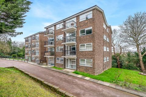 Scotts Ave, Shortlands, Bromley, BR2
