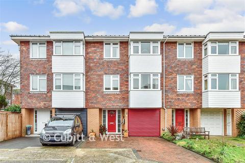 4 bedroom terraced house for sale, Chadderton Gardens, Portsmouth, Hampshire