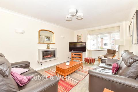 4 bedroom terraced house for sale, Chadderton Gardens, Portsmouth, Hampshire
