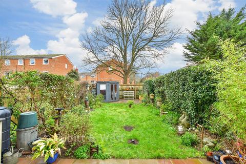 4 bedroom terraced house for sale, Chadderton Gardens, Portsmouth PO1