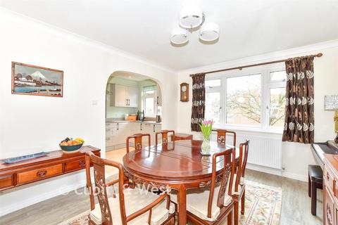 4 bedroom terraced house for sale, Chadderton Gardens, Portsmouth PO1