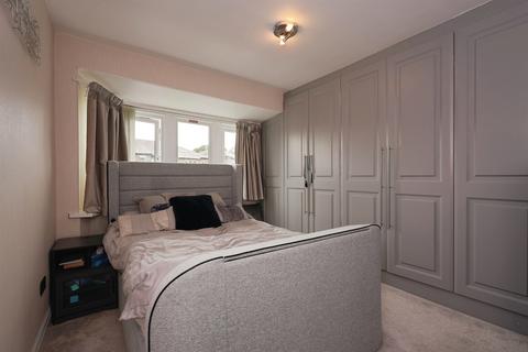 3 bedroom semi-detached house for sale, Savile Drive, Halifax