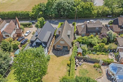 3 bedroom detached house for sale, Coxtie Green Road, Brentwood, CM14
