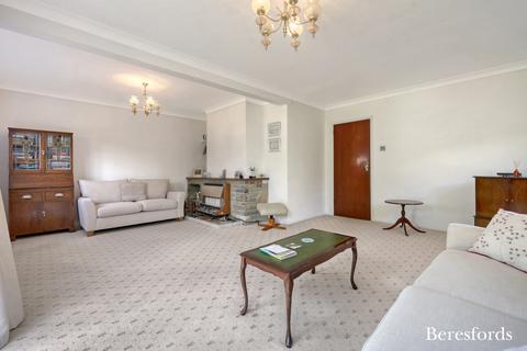 3 bedroom detached house for sale, Coxtie Green Road, Brentwood, CM14