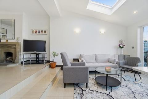 4 bedroom semi-detached house for sale, Totternhoe Close, Harrow, Greater London, HA3