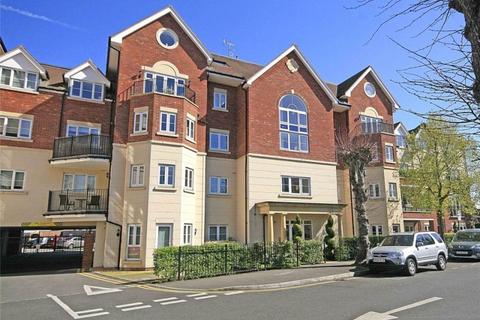 2 bedroom apartment to rent, West Byfleet, Surrey, KT14