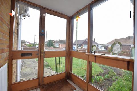 2 bedroom detached bungalow for sale, Marina Gardens, Clacton-on-Sea