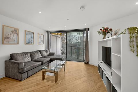 2 bedroom flat for sale, Churchyard Row, London