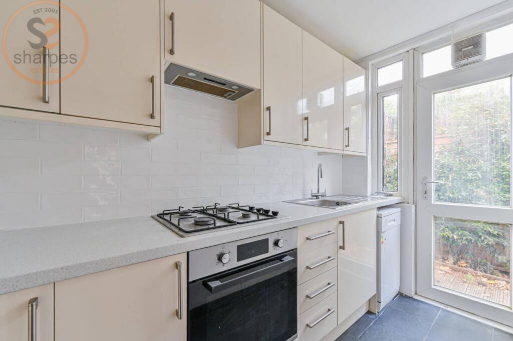 Kitchen.jpeg