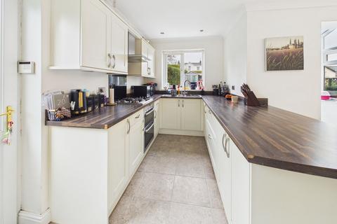 3 bedroom detached house for sale, Hereford Road, Abergavenny, NP7