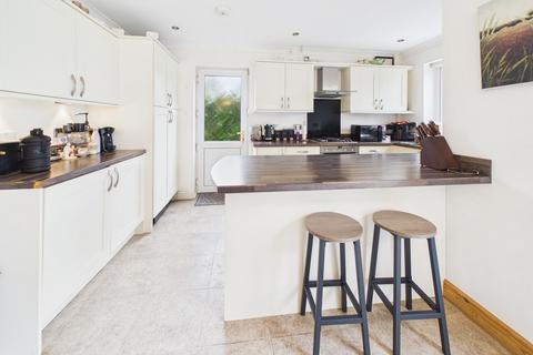 3 bedroom detached house for sale, Hereford Road, Abergavenny, NP7