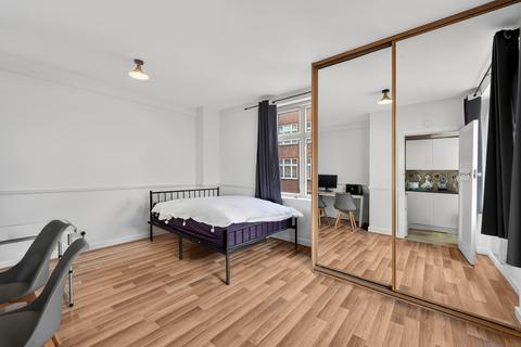 Studio to rent, Clifford's Inn, Fetter Lane, London