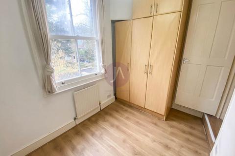 1 bedroom apartment to rent, Brondesbury Road, Brondesbury, London, NW6