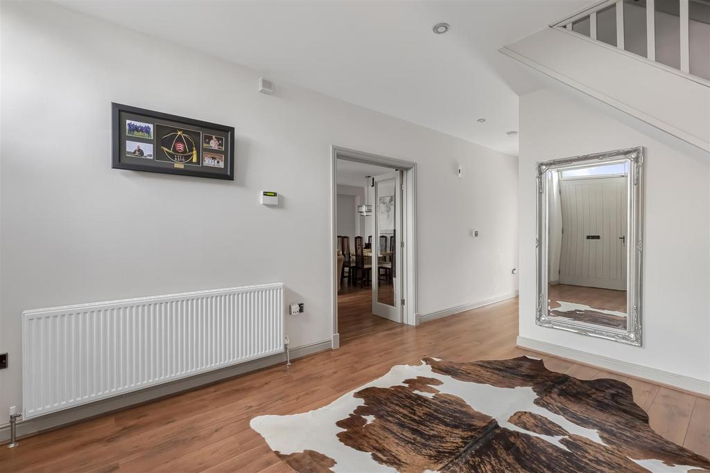 Spacious Entrance Hall