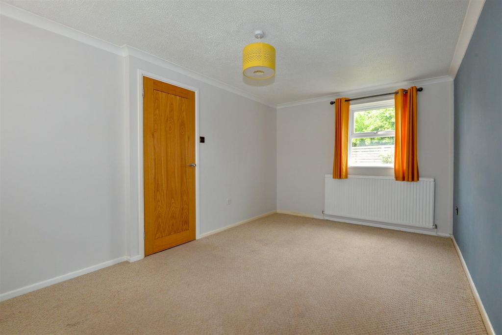 Living Room 2.jpg