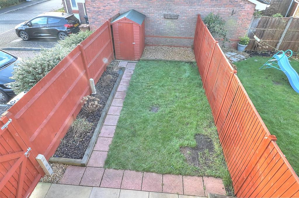 Fairbairn Walk 22 Rear Gdn Aerial.jpg