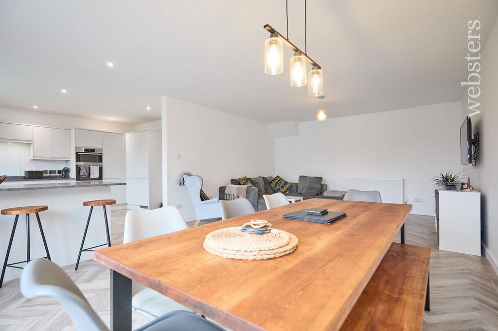Kitchen/Dining room