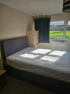 undefined, Bramble Avenue, Conniburrow MK14