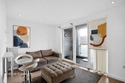 Hogarth Crescent, Croydon