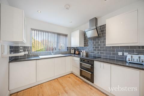 3 bedroom detached bungalow for sale, Bone Road, Norwich NR8