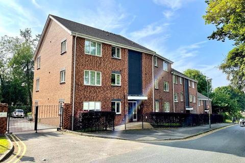 2 bedroom flat to rent, Cross Farm Road, Harborne, Birmingham, B17