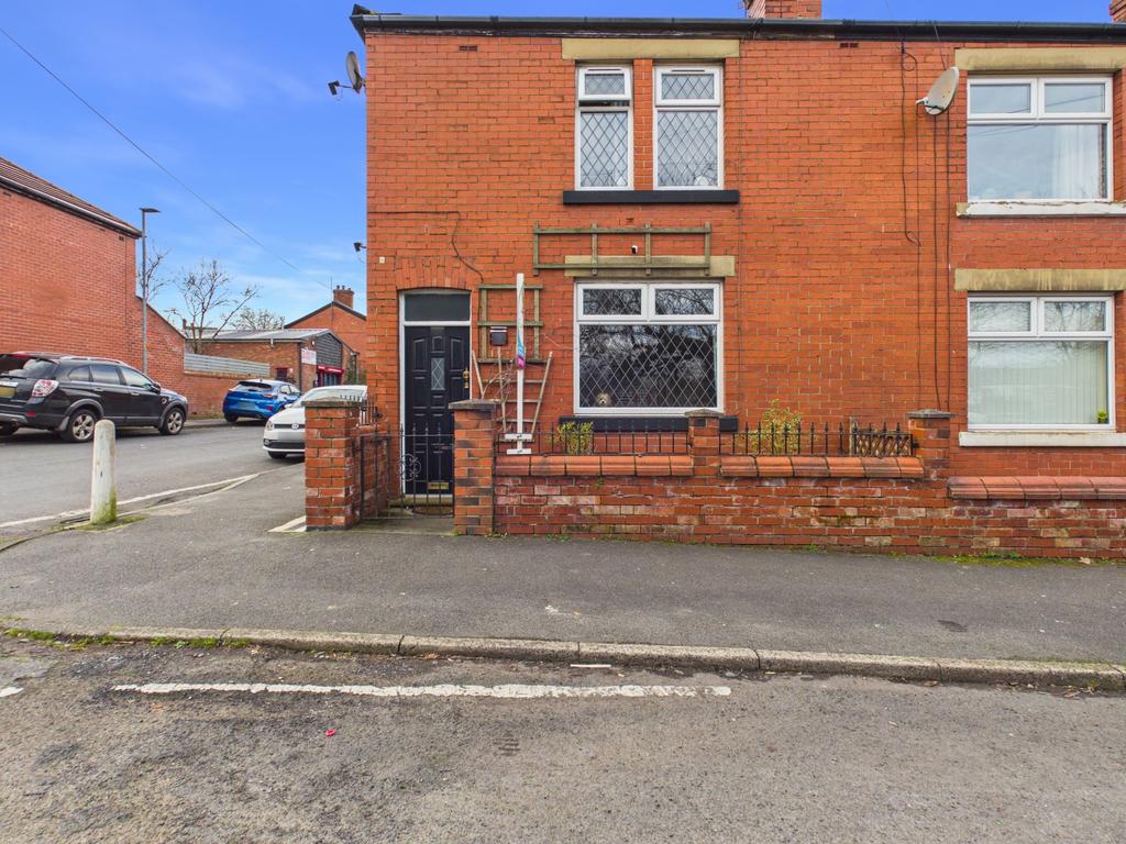 Cam03729 g0 pr0263 still022