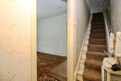 3 bedroom terraced house for sale, Canada Road, Rawdon, Leeds
