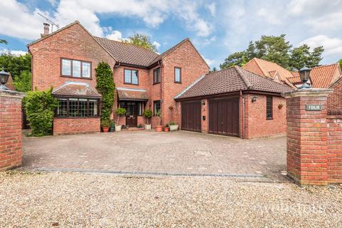 undefined, The Old Coach House Gardens, Norwich NR10