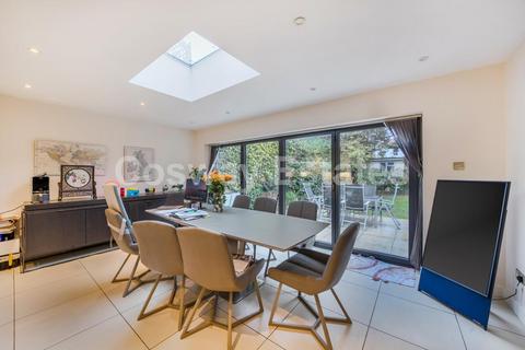 4 bedroom detached house for sale, Hendon Wood Lane, Mill Hill, NW7