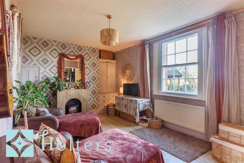 3 bedroom terraced house for sale, Springfields, Newtown SY16