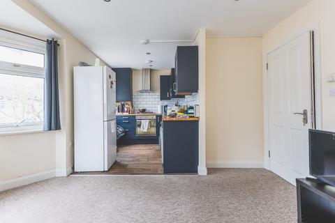 undefined, Gorringe Park Avenue, Mitcham, CR4