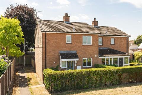 Mortlock Gardens, Abington CB21