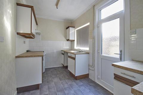 2 bedroom terraced house to rent, Mount Road, Hinckley, Leicestershire