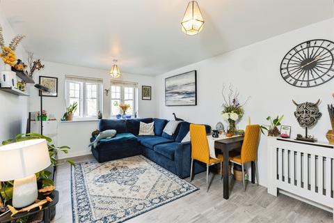2 bedroom flat for sale, Perigee, Shinfield, READING