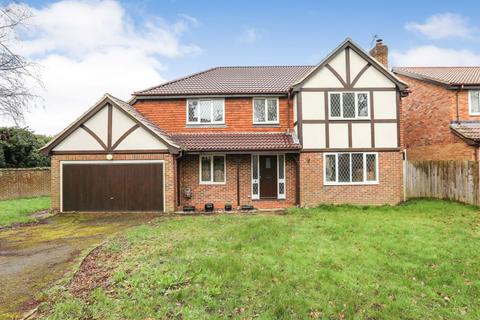 undefined, 8 Kinnibrugh Drive, Dormansland, Lingfield, Surrey, RH7 6QF