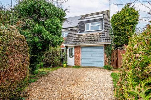 3 bedroom semi-detached house for sale, Brayfield Way, Norwich