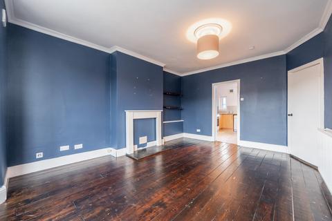 2 bedroom flat to rent, Riverford Road, Flat 2-2, Shawlands, Glasgow, G43 1RY