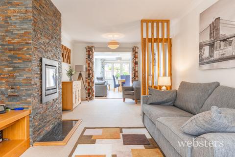 3 bedroom detached house for sale, Badgers Brook Road, Norwich NR8