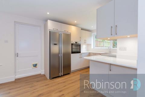 undefined, Maidenhead SL6