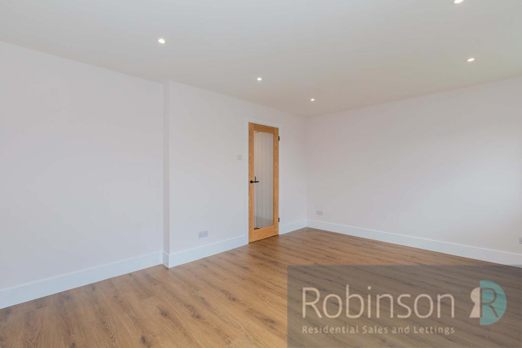 17 Arkley Court-12