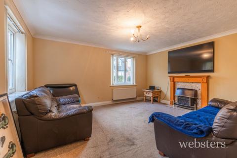 4 bedroom detached house for sale, Poppyfields, Norwich NR10